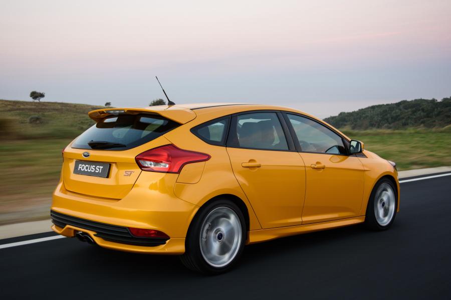  Ford Focus ST 2015 года  (ZA) (фото 4 из 30)